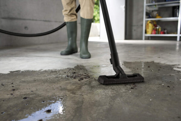 Aspiradora Agua y Polvo karcher NT30/1