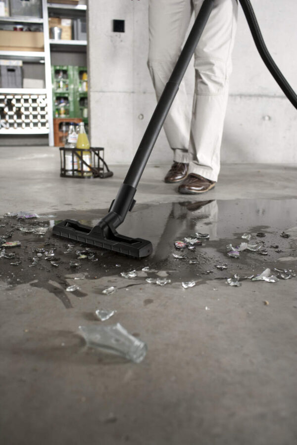 Aspiradora Agua y Polvo karcher NT30/1