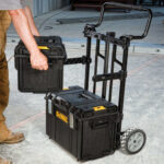 Caja de Herramientas Toughsystem 40kg Ds300 Dewalt Dwst08203h