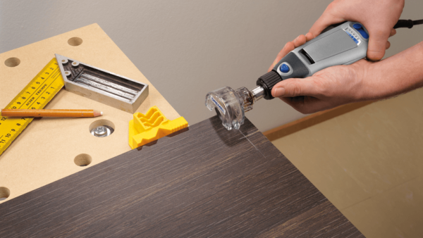 Complemento de Minisierra Dremel 670