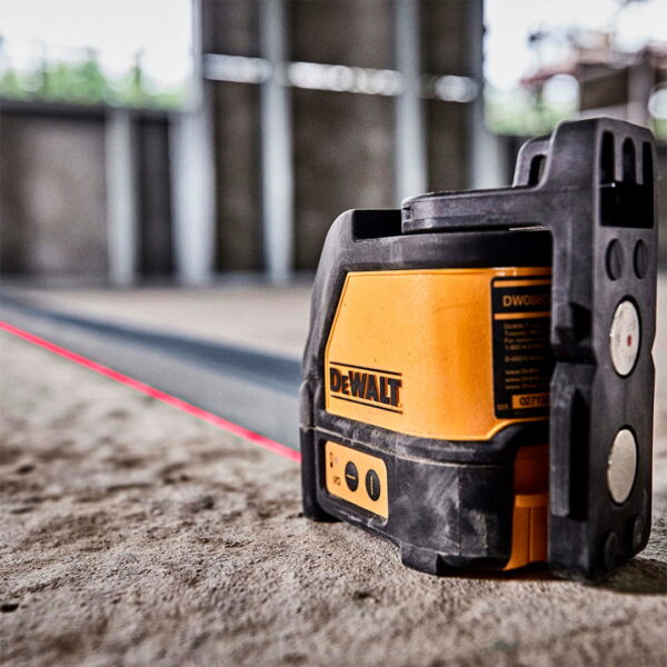 Nivel Láser Línea Cruzada 50' (15m) Dewalt Dw088k