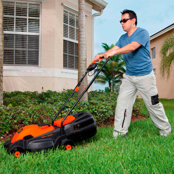 Cortacésped Black+Decker 1200 W GR1000-B2C