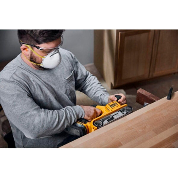 Lijadora de Banda Inalam. Dewalt DCW220B-B3 - Sin baterías